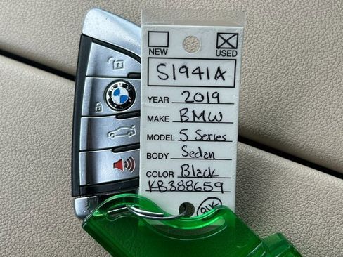 Used 2019 BMW 530e image 36