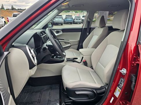 Used 2022 Kia Soul LX w/ Technology Package FWD image 19