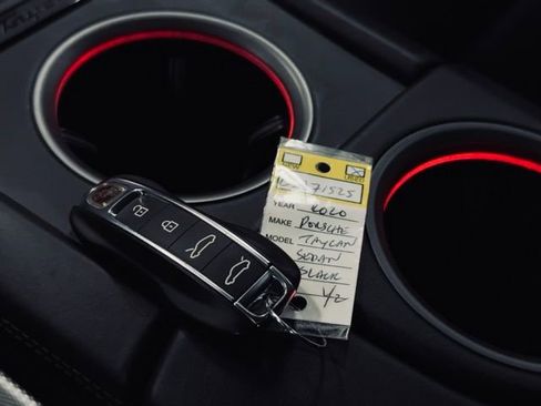 Used 2020 Porsche Taycan Turbo image 42