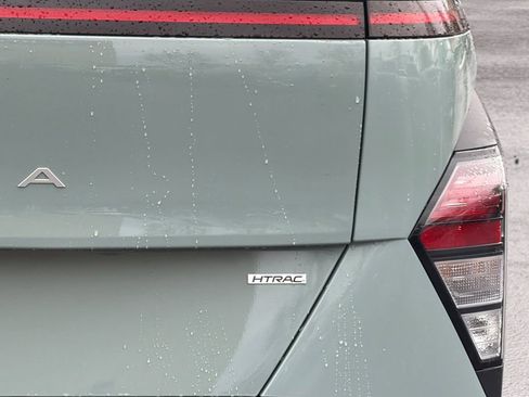 New 2026 Hyundai Kona SE image 7