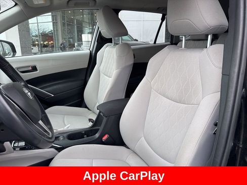 Used 2023 Toyota Corolla Cross LE w/ Moonroof Package image 12