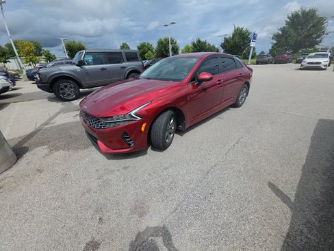 Used 2021 Kia K5 LXS FWD image 3