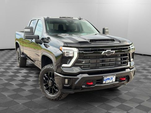 Used 2026 Chevrolet Silverado 3500 LTZ w/ Trail Boss Package AWD/4WD image 5