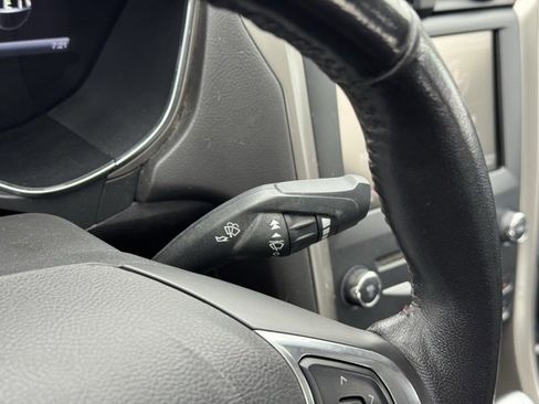 Used 2013 Ford Fusion SE image 25