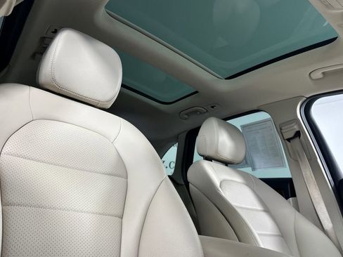Certified 2022 Mercedes-Benz GLC 300 4MATIC image 21