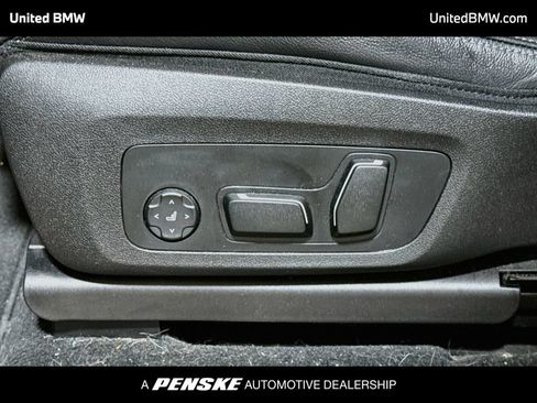 Used 2024 BMW X3 xDrive30i w/ Premium Package AWD/4WD image 11