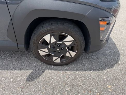 Used 2024 Hyundai Kona SEL FWD image 4