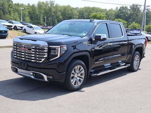 Used 2022 GMC Sierra 1500 Denali AWD/4WD image 3