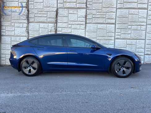 Used 2022 Tesla Model 3 Long Range image 8