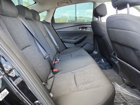 Used 2025 Honda Accord SE image 18