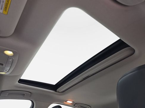 Used 2015 INFINITI Q50 AWD w/ Moonroof Package image 30