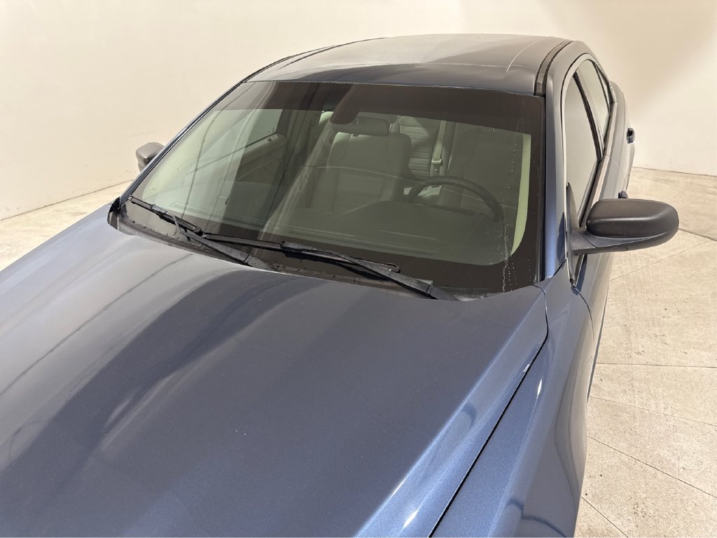 Used 2018 Ford Taurus SE FWD image 15