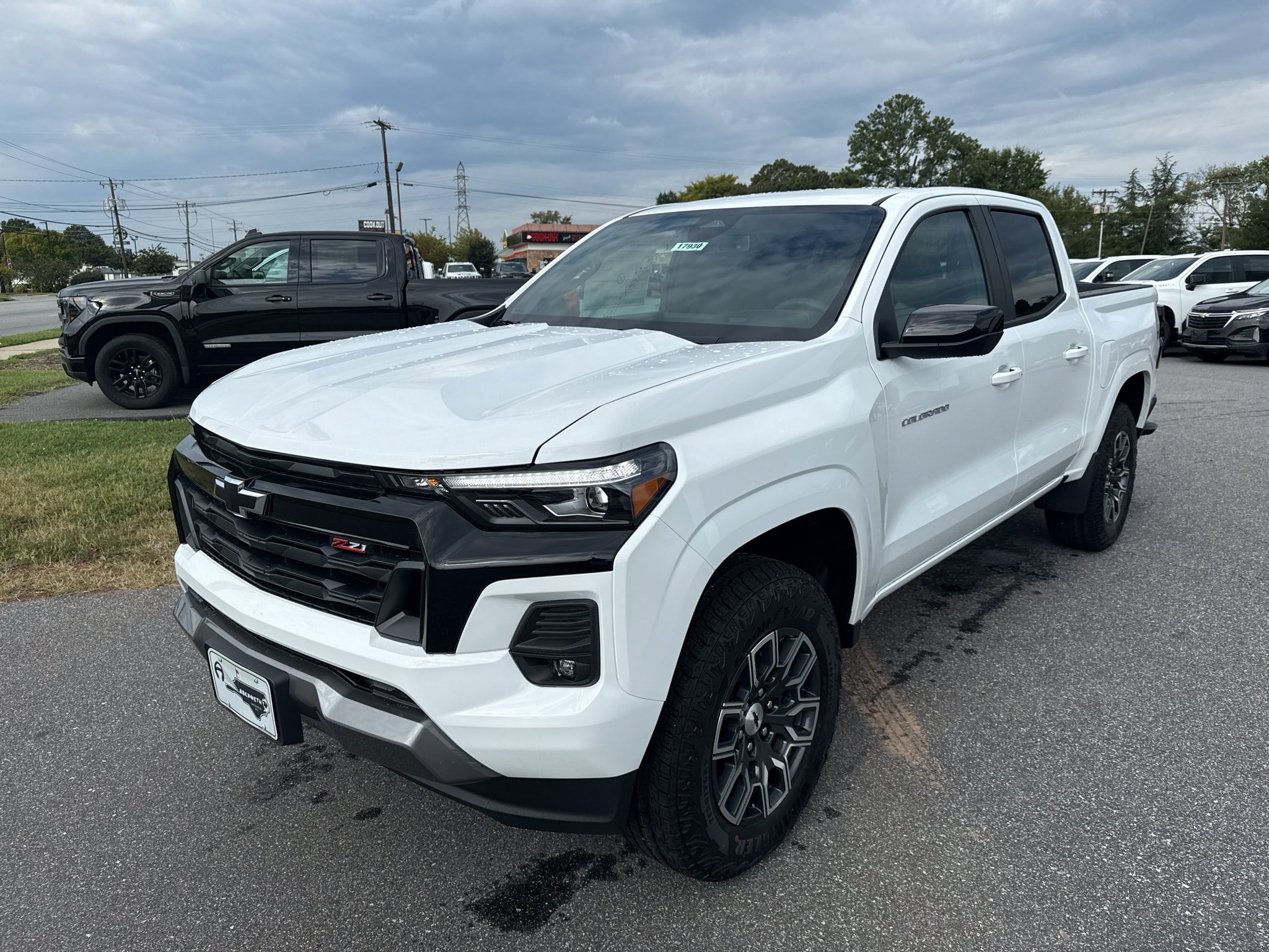 New 2026 Chevrolet Colorado Z71 w/ Z71 Convenience Package 2 AWD/4WD image 2