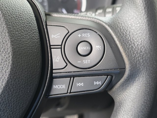 Used 2023 Toyota RAV4 XLE w/ Convenience Package FWD image 25
