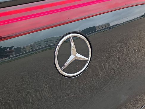 Used 2023 Mercedes-Benz EQS 450+ SUV image 12