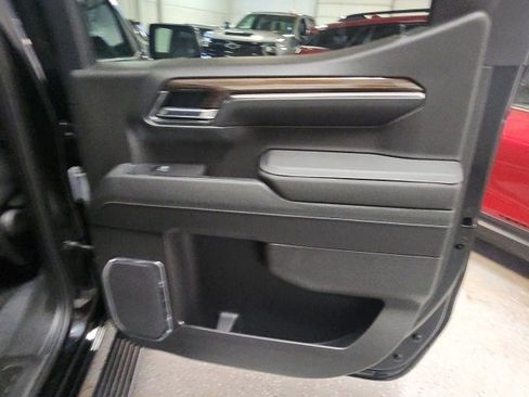 Used 2023 Chevrolet Silverado 1500 LT image 17