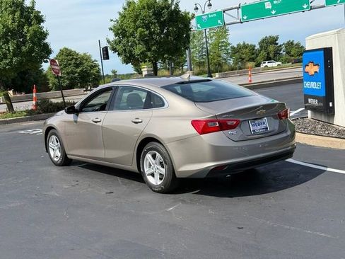 Used 2023 Chevrolet Malibu LT FWD image 3