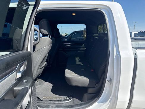 Used 2019 RAM 1500 Big Horn AWD/4WD image 12