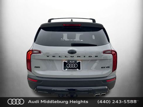 Used 2021 Kia Telluride EX w/ EX Premium Package AWD/4WD image 7