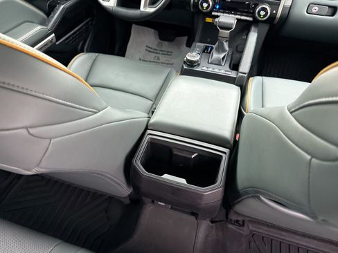 Certified 2024 Toyota Tacoma Trailhunter AWD/4WD image 21