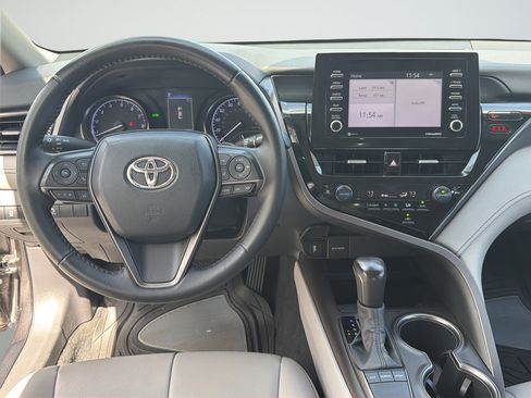 Used 2022 Toyota Camry SE w/ Convenience Package FWD image 25