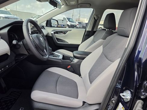 Used 2024 Toyota RAV4 XLE w/ Weather Package AWD/4WD image 27