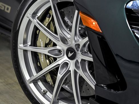 Used 2022 McLaren 765LT RWD image 4