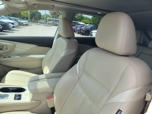 Used 2018 Nissan Murano Platinum w/ Cargo Package FWD image 17