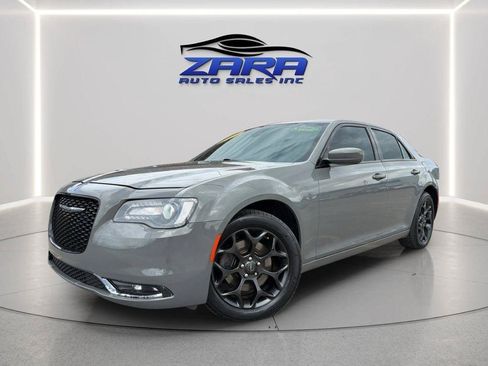 Used 2019 Chrysler 300 S AWD/4WD image 1