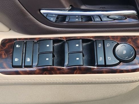 Used 2013 GMC Yukon Denali AWD/4WD image 15