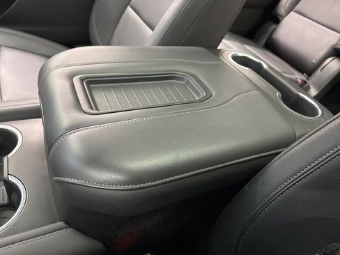 Used 2023 Chevrolet Tahoe Z71 w/ Luxury Package image 37