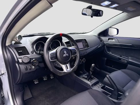 Used 2015 Mitsubishi Lancer Evolution GSR image 9