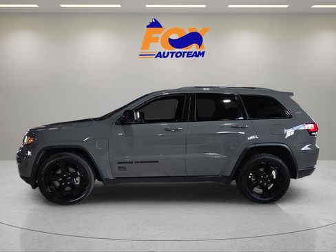 Used 2021 Jeep Grand Cherokee Freedom Edition AWD/4WD image 2