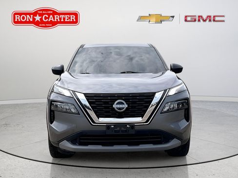 Used 2023 Nissan Rogue S AWD/4WD image 2