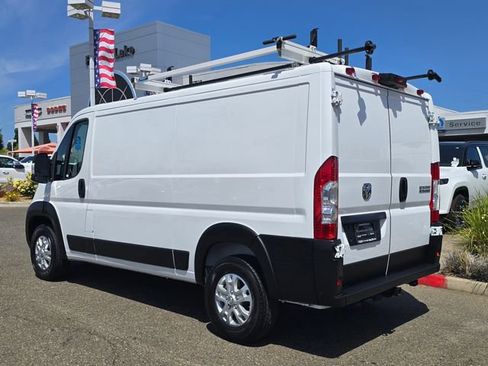 Used 2025 RAM ProMaster 2500 w/ Quick Order Package 22G SLT FWD image 6