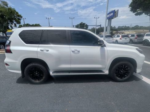 Used 2022 Lexus GX 460 Premium AWD/4WD image 7