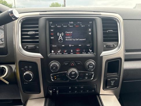Used 2018 RAM 2500 Big Horn w/ Harvest Edition AWD/4WD image 12
