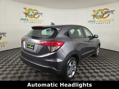 Used 2021 Honda HR-V LX image 9