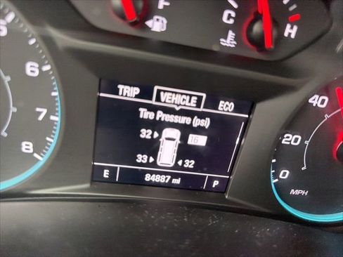 Used 2022 Chevrolet Equinox LS image 13