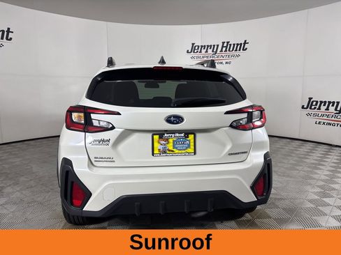 Used 2024 Subaru Crosstrek 2.0i Premium image 6