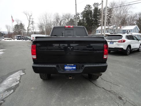 Used 2017 RAM 3500 Big Horn w/ Sport Appearance Group image 6