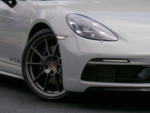 Used 2023 Porsche 718 Cayman GTS RWD image 18