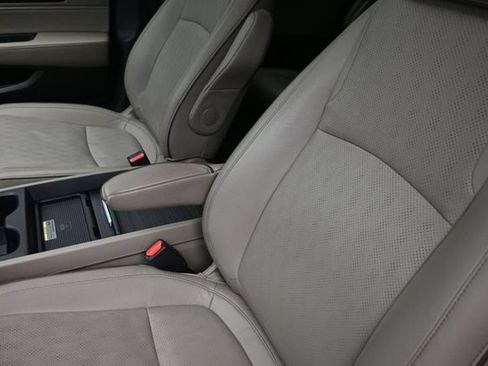 Used 2021 Honda Odyssey Elite image 18
