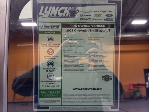 Used 2025 Chevrolet TrailBlazer LT image 37