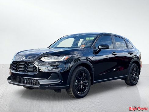 Used 2026 Honda HR-V Sport image 2