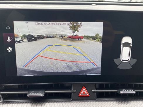 Used 2023 Kia Sportage SX image 13