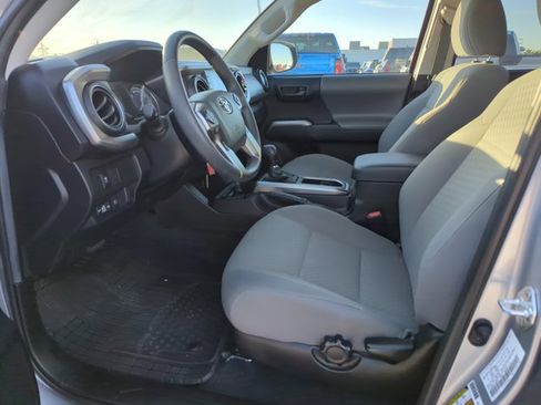 Used 2023 Toyota Tacoma SR5 image 9