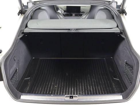 Used 2022 Audi S5 Premium image 19