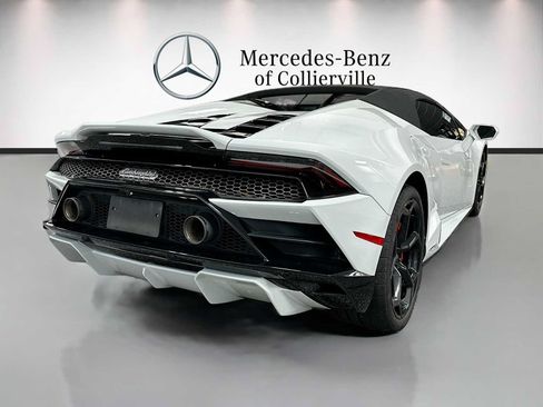 Used 2022 Lamborghini Huracan EVO RWD image 5