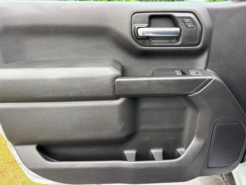 Used 2019 Chevrolet Silverado 1500 W/T w/ WT Convenience Package AWD/4WD image 13